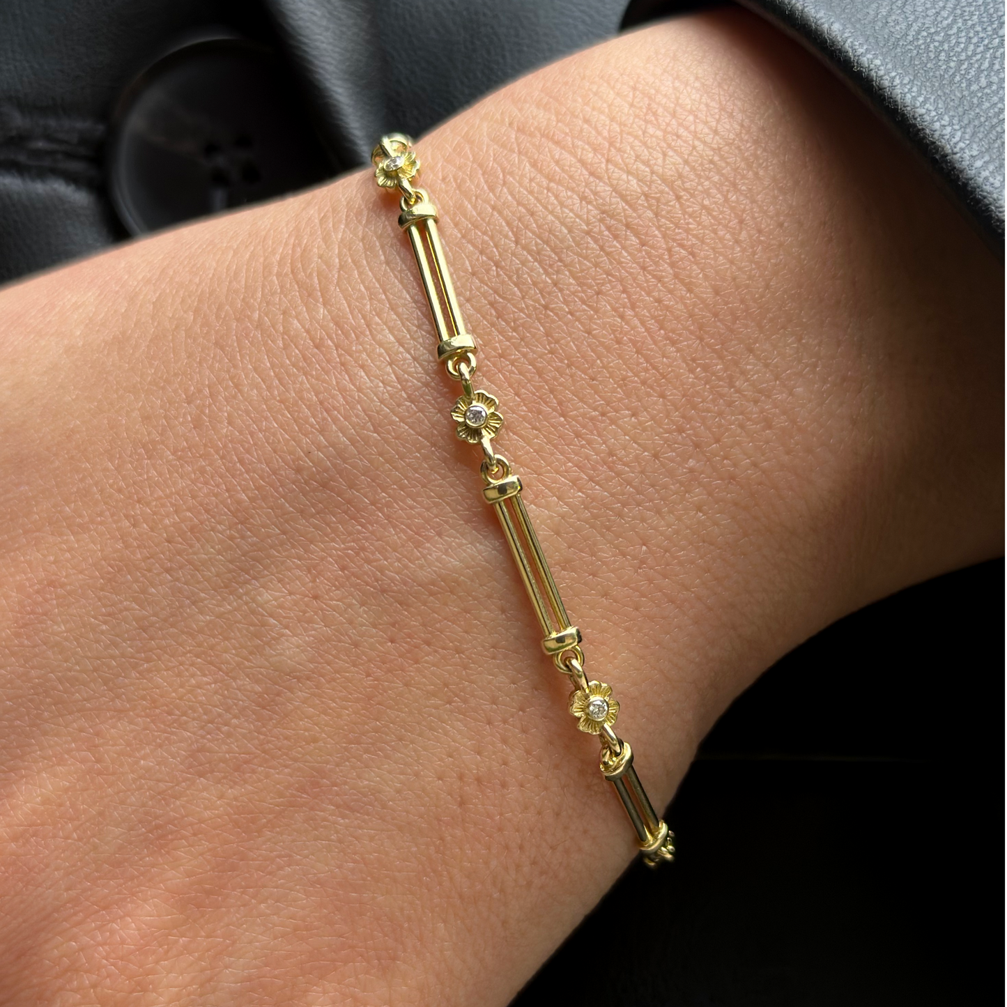 Freesia Rod 0,14ct Pırlanta 18k Altın Bileklik