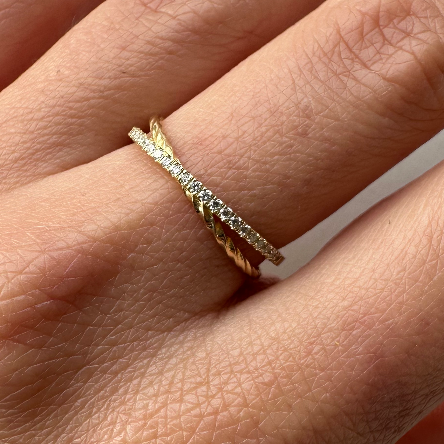 Cross 0,13ct Pırlanta 18k Altın Yüzük