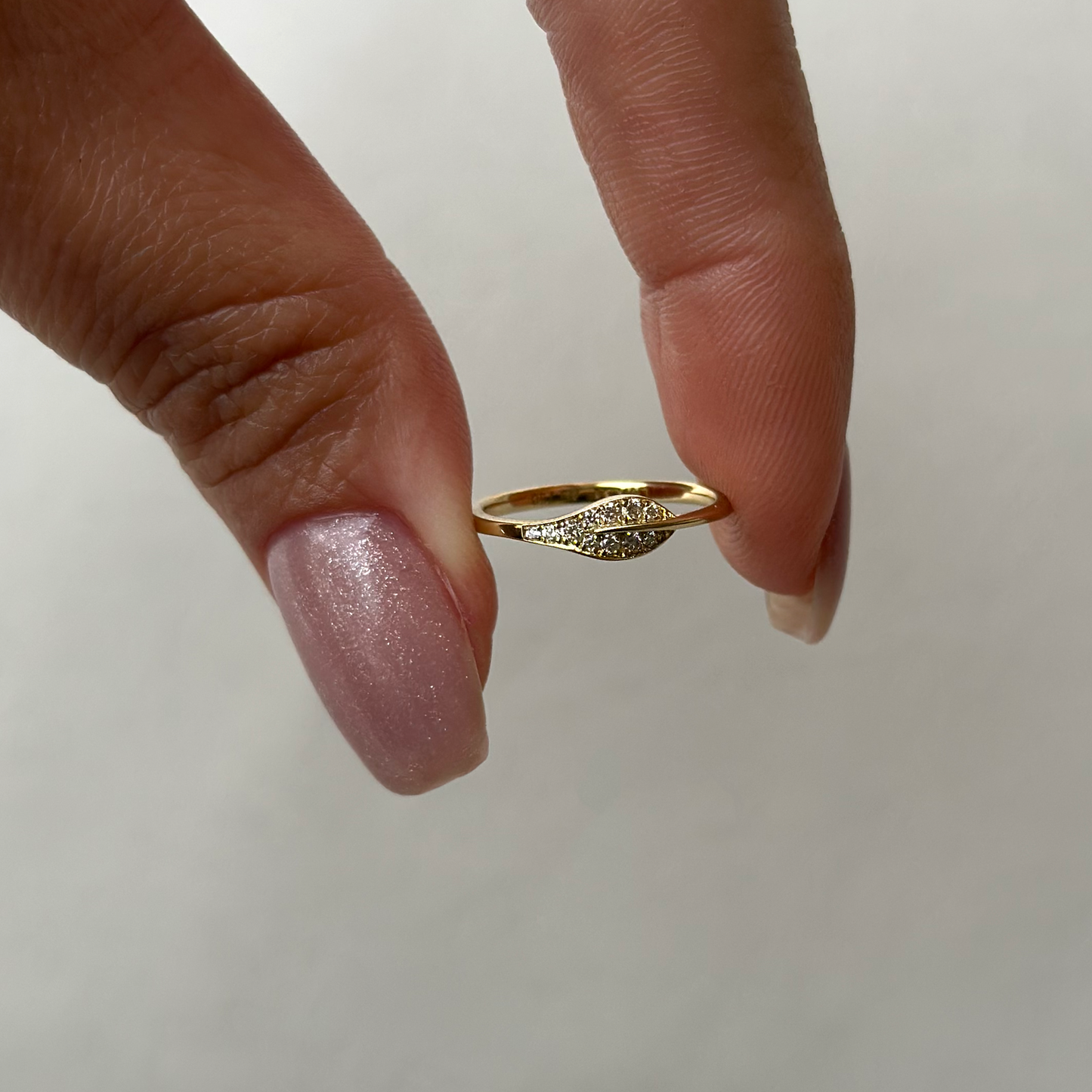 Antoryum 0,06ct Pırlanta 18k Altın Yüzük