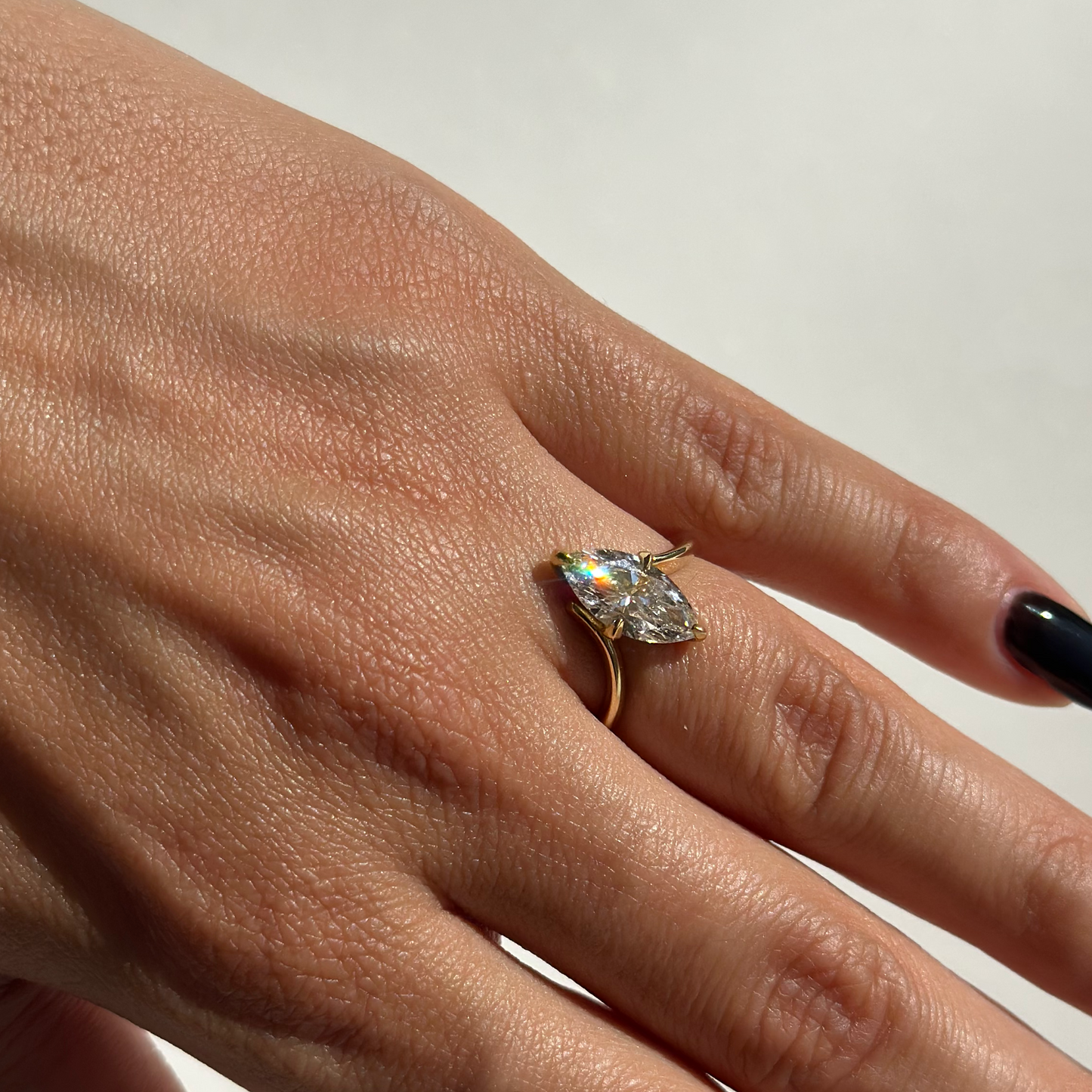 Swan 1,5ct Markiz Kesim Lab Pırlanta 18k Altın Yüzük