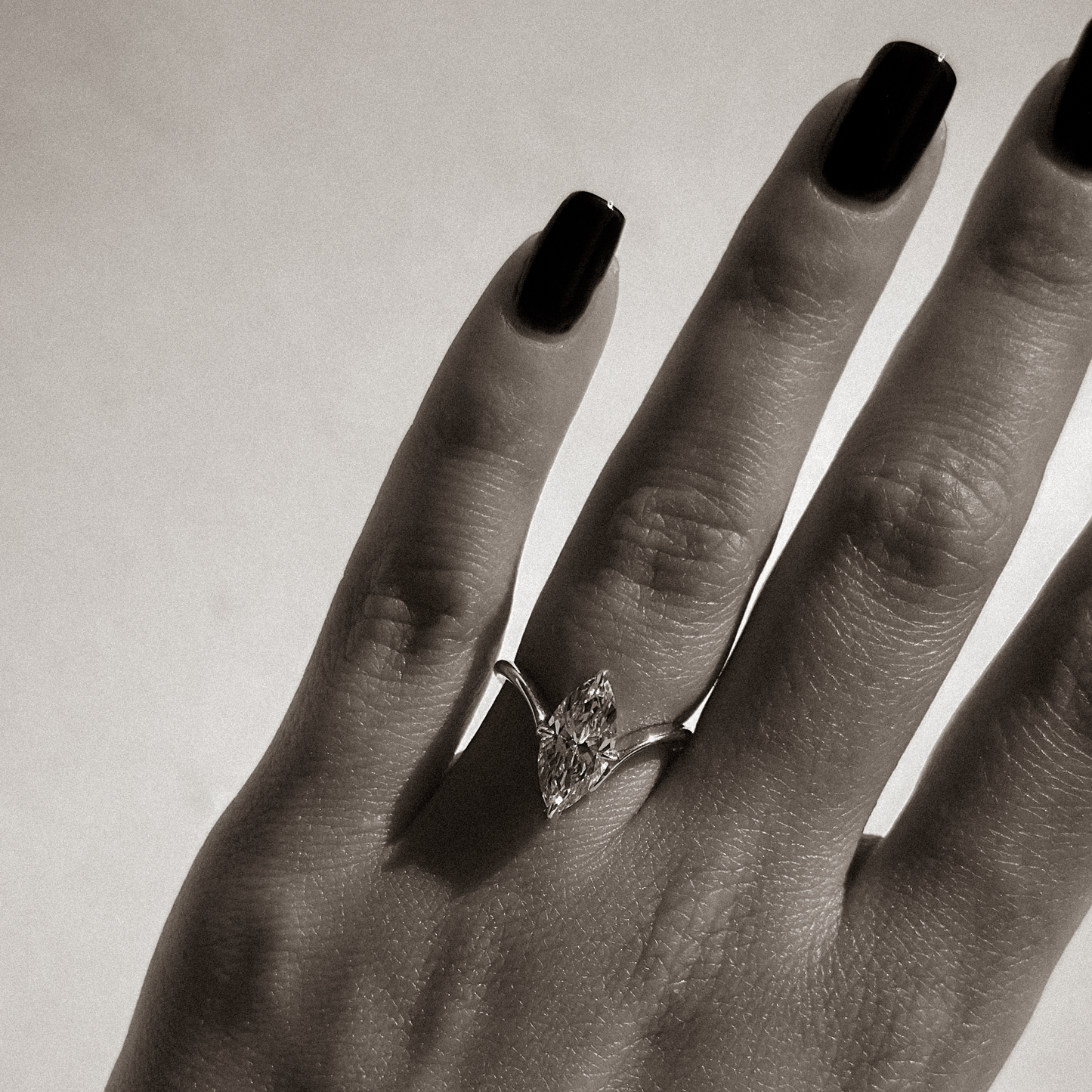 Swan 1,5ct Markiz Kesim Lab Pırlanta 18k Altın Yüzük