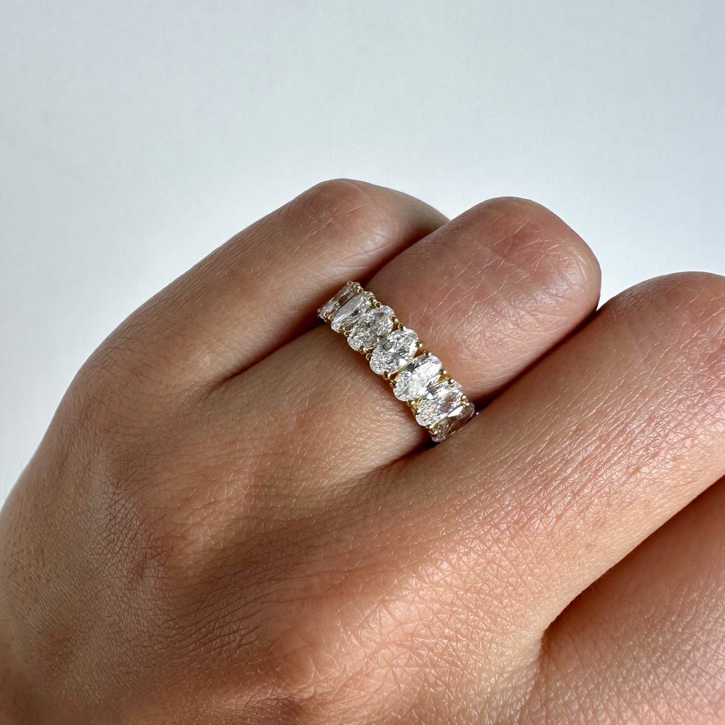 Eternity 3.45ct Oval Kesim Lab Pırlanta 18k Altın Tamtur Yüzük