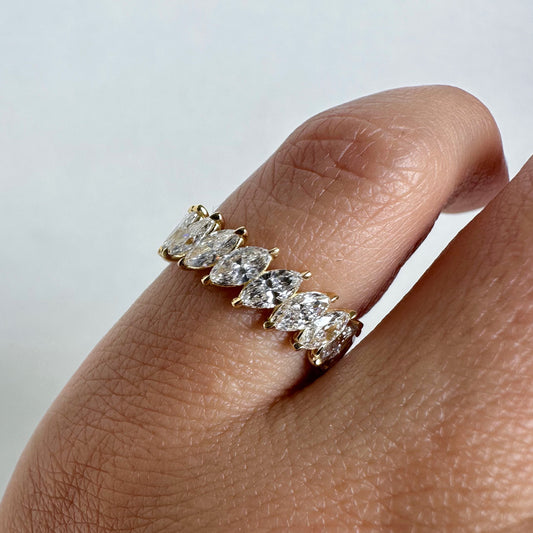 Eternity 2.18ct Markiz Kesim Lab Pırlanta 18k Altın Tamtur Yüzük