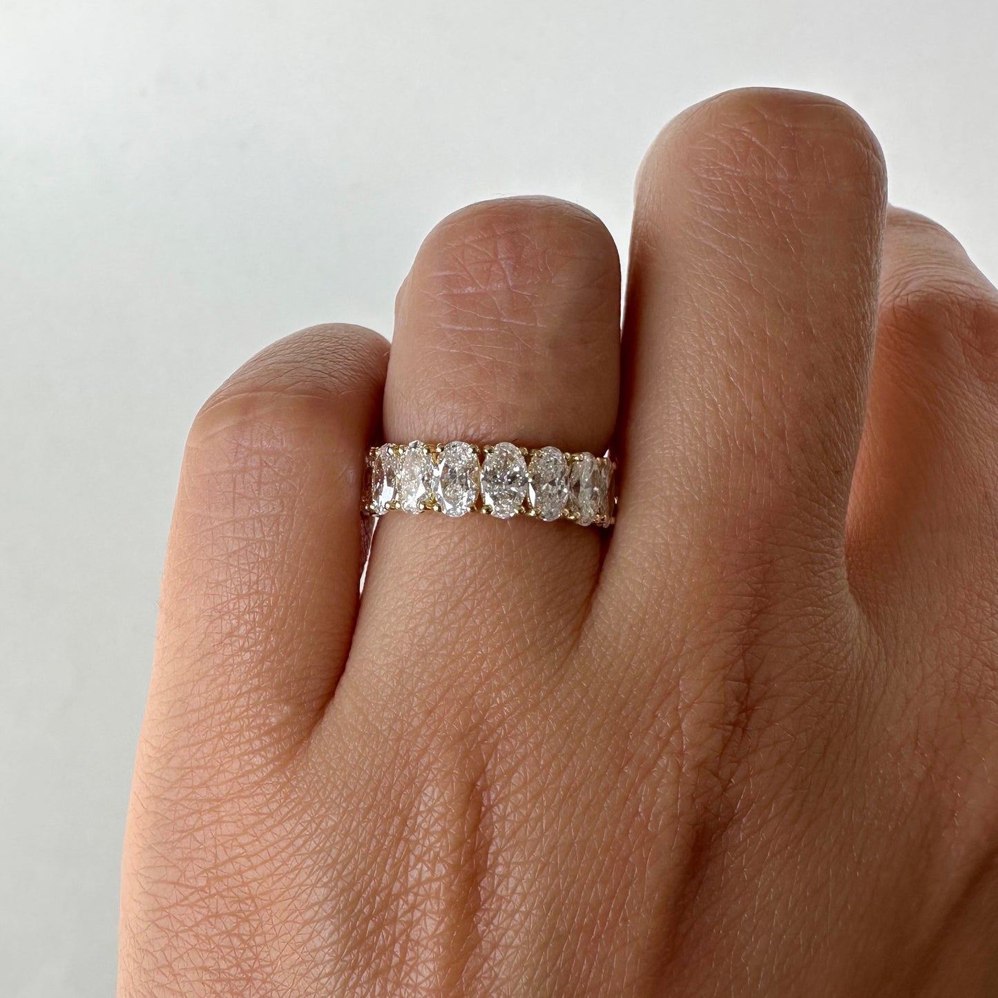 Eternity 3.45ct Oval Kesim Lab Pırlanta 18k Altın Tamtur Yüzük