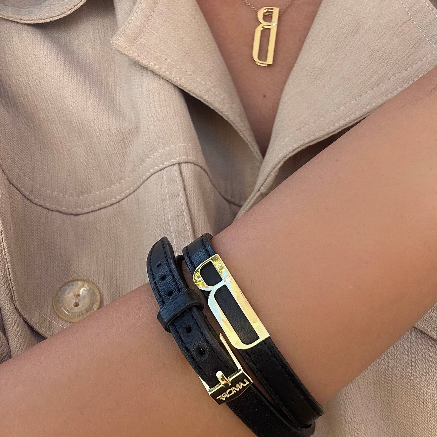 INITIALE ® Pırlanta&Deri Kayışlı 18k Altın Harf Bileklik