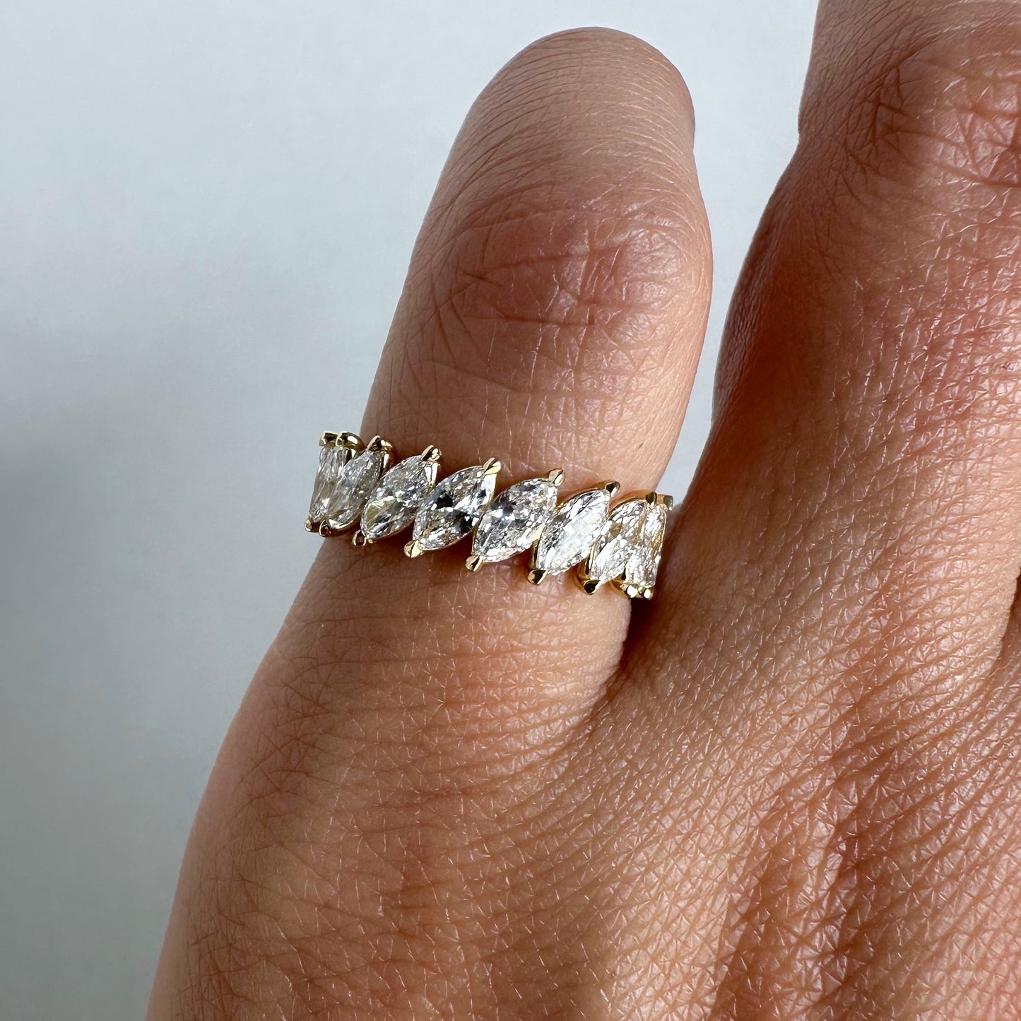 Eternity 2.18ct Markiz Kesim Lab Pırlanta 18k Altın Tamtur Yüzük