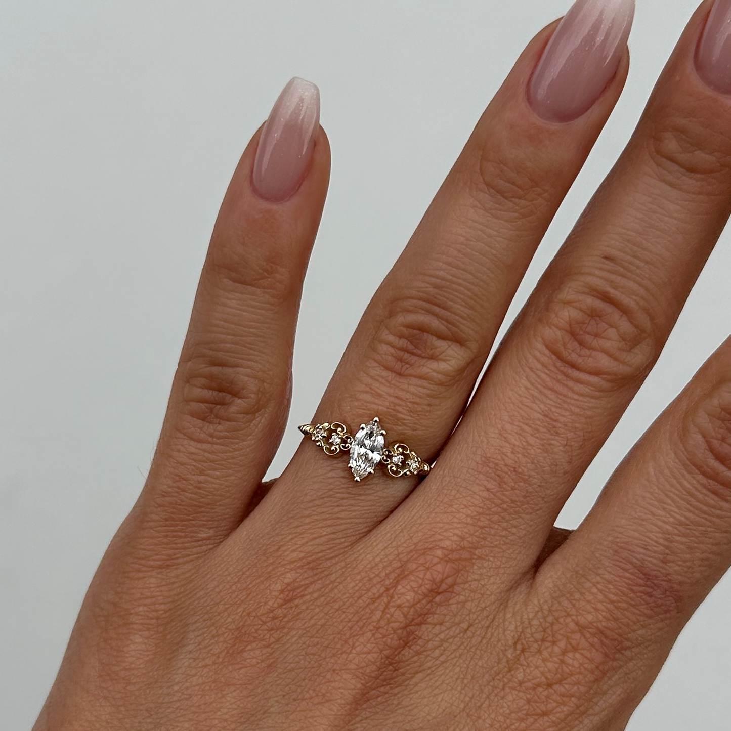 Bella 0.45ct Markiz Kesim Pırlanta 18k Altın Yüzük