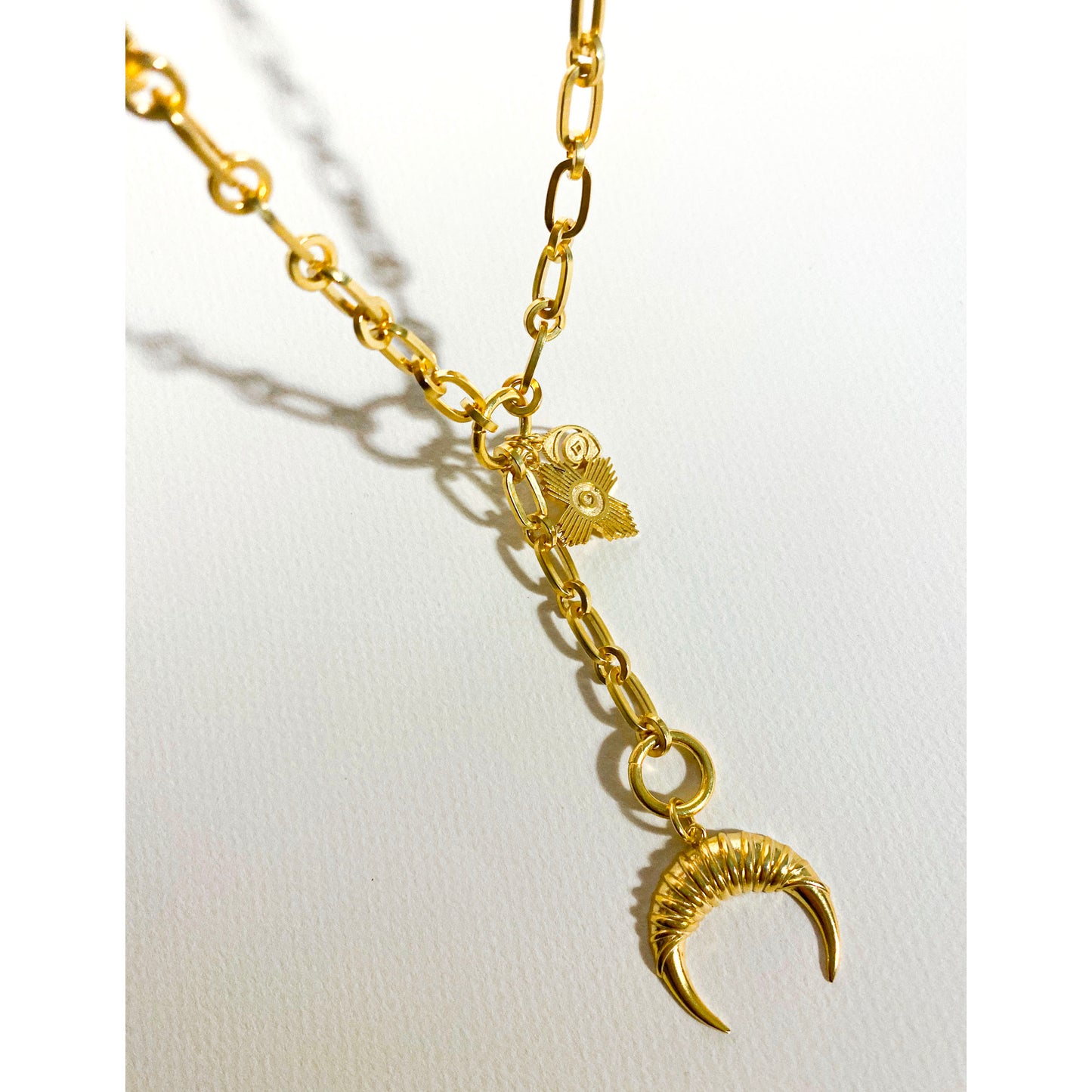 Cosmic, [Kolye]